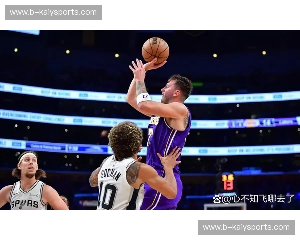 湖人vs掘金微直播：高原之巅的恩怨局，谁才是真正的西部之王？